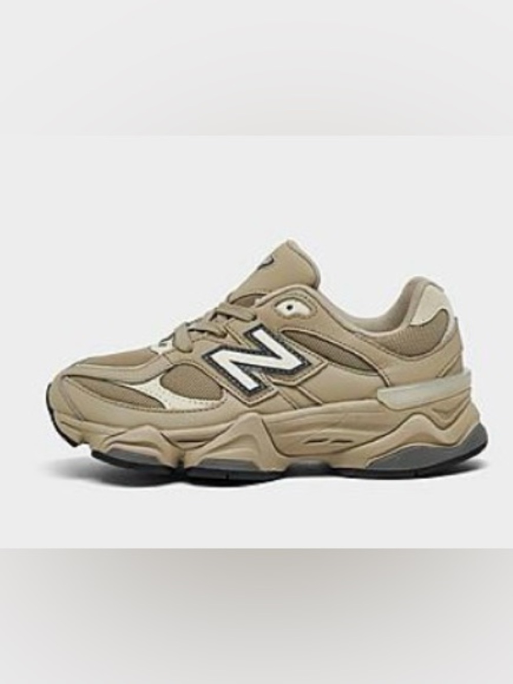 NWOT’S NEW BALANCE 9060 STONEWARE & SANDSTONE SNEAKERS!